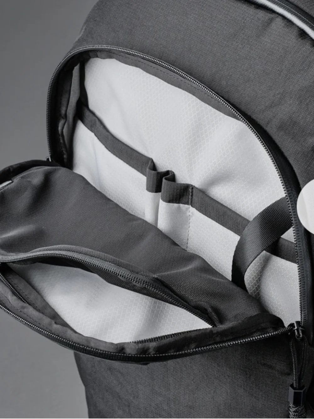 NWT Alpaka Bravo Backpack 23L A4